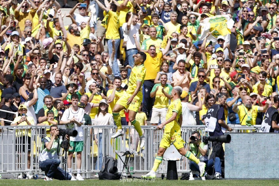 转使得防守 转使得防守