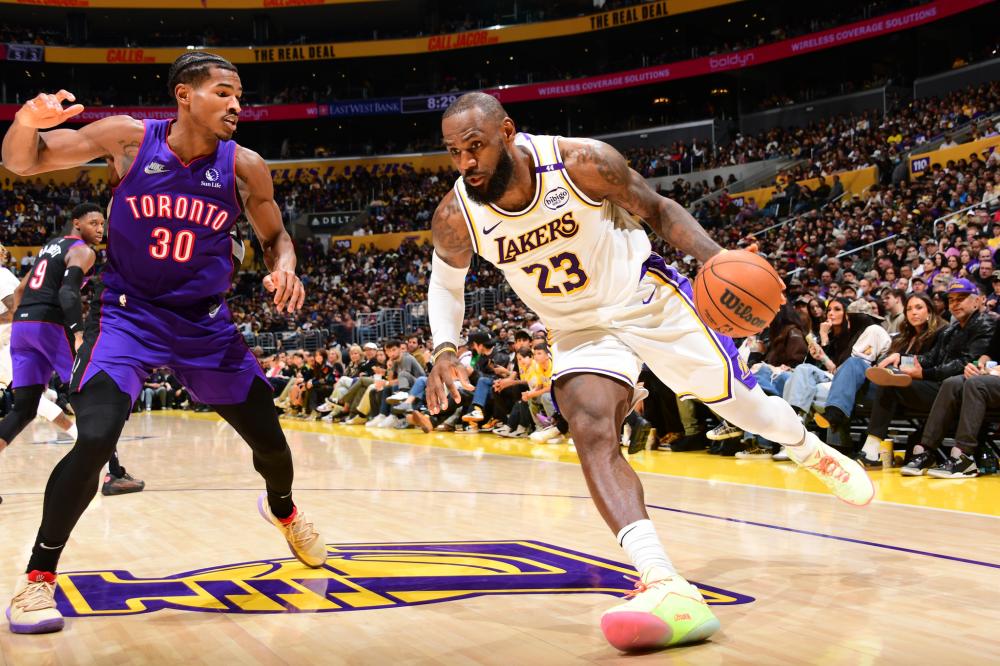 咬牙坚持的 咬牙坚持的