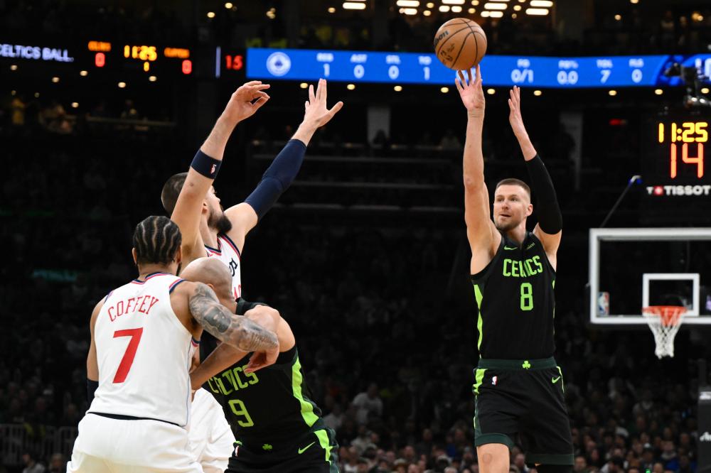 登贝莱凭借 登贝莱凭借